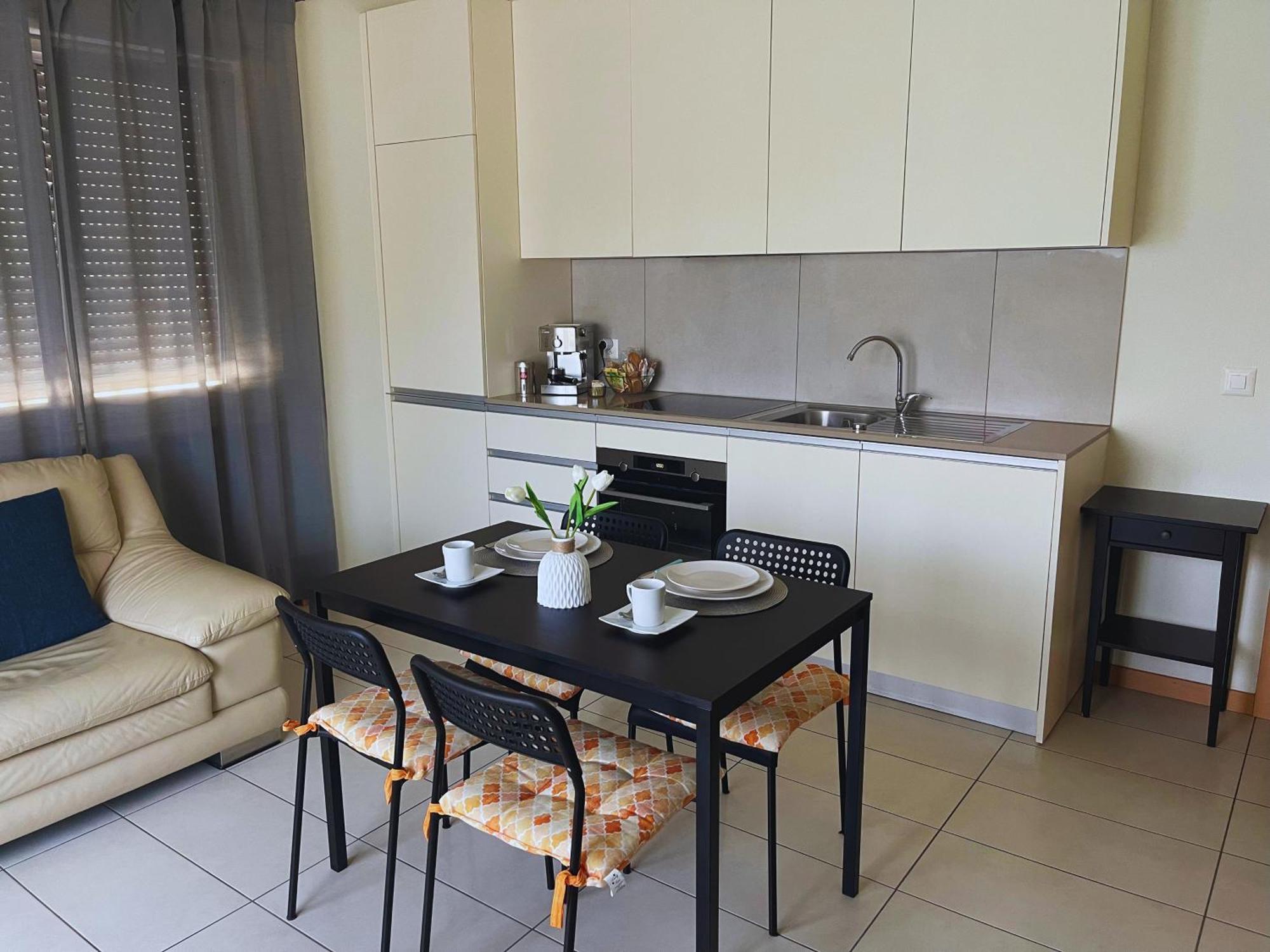 Appartamento Di 45Mq A Balerna Esterno foto