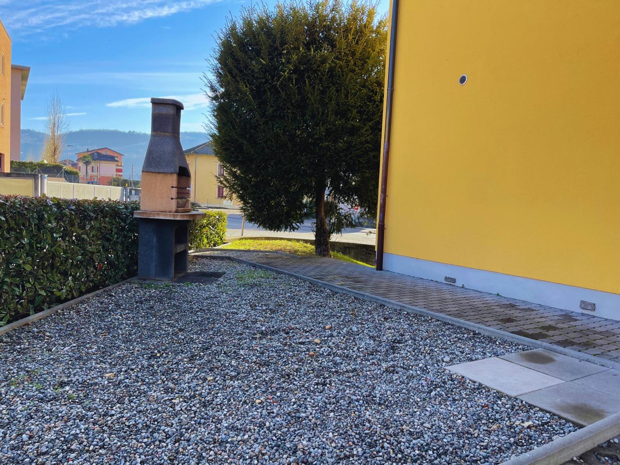Appartamento Di 45Mq A Balerna Esterno foto